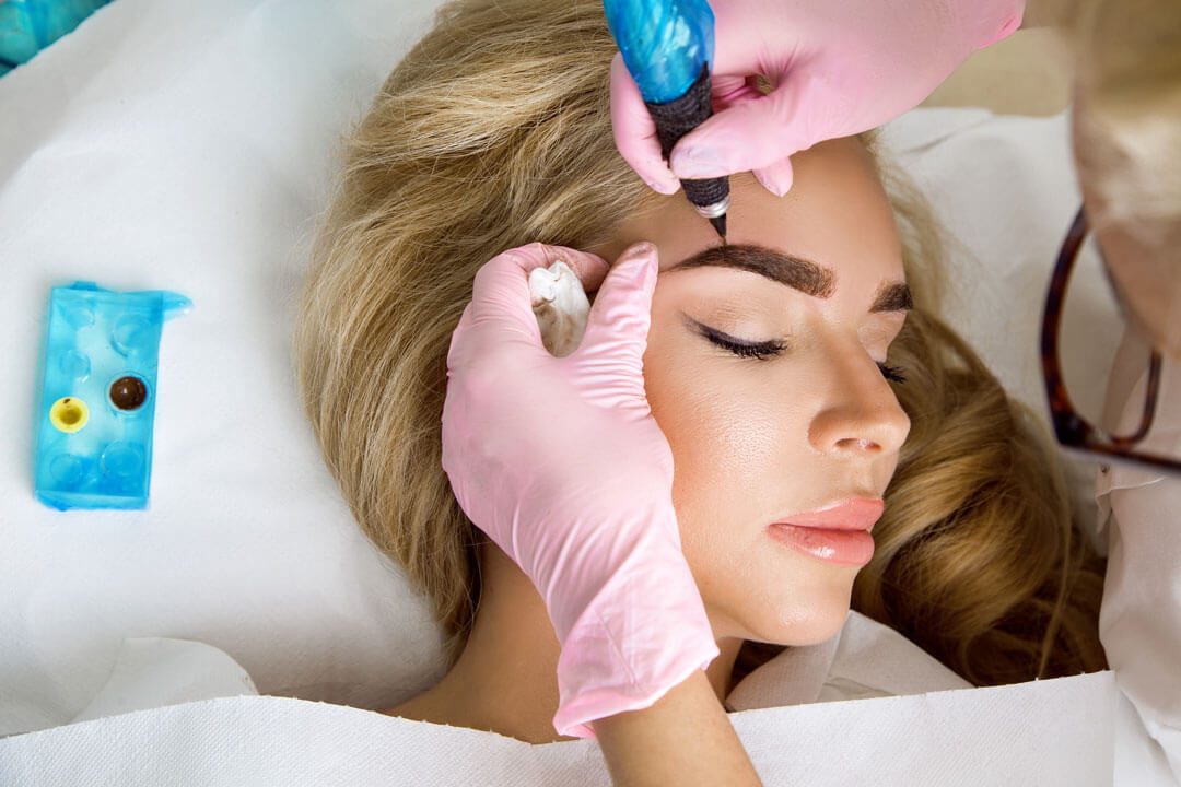 permanent makeup artist earn